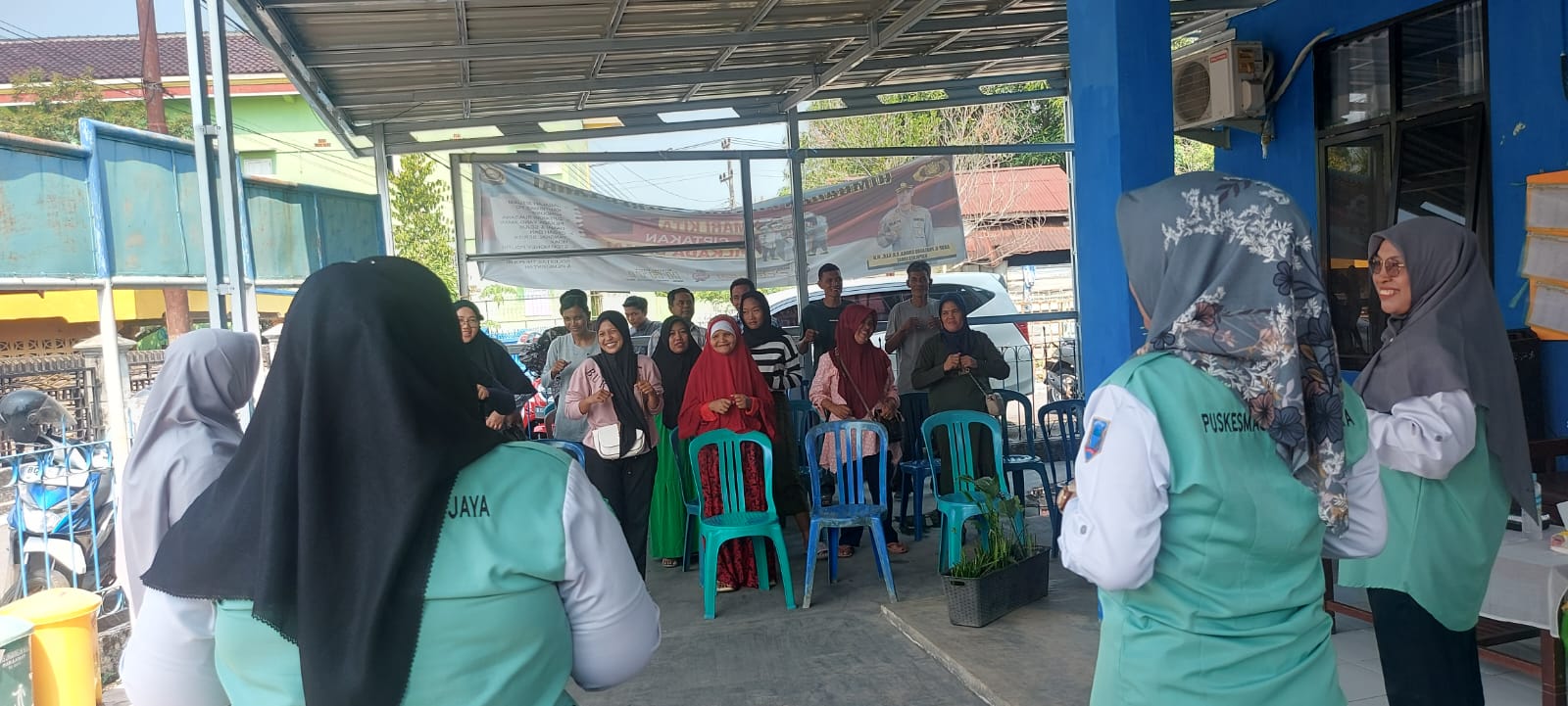 Projects Dinas Kesehatan Melalui Puskesmas Bandar jaya Lahat Kabupaten Lahat Memberikan Sosialisasi Warga Talang Jawa Utara.